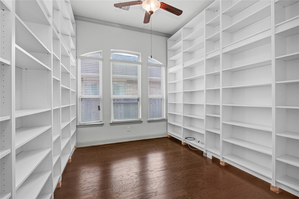 1644 Longwood Glen Lane - Photo 16