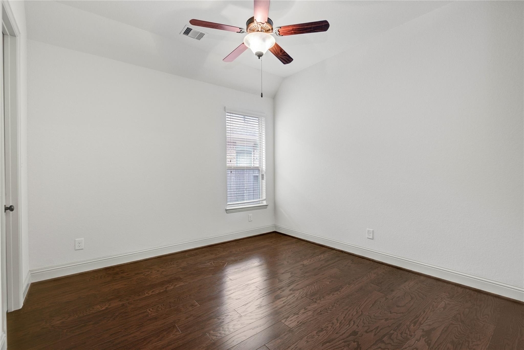 1644 Longwood Glen Lane - Photo 11