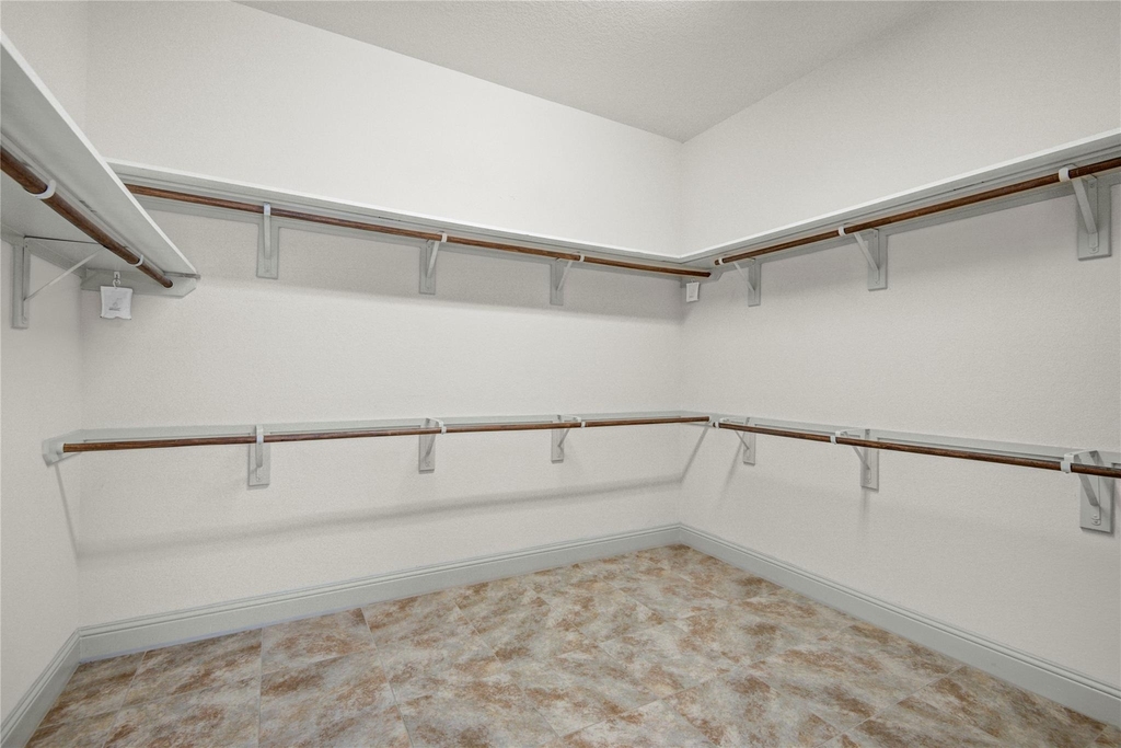 1644 Longwood Glen Lane - Photo 38