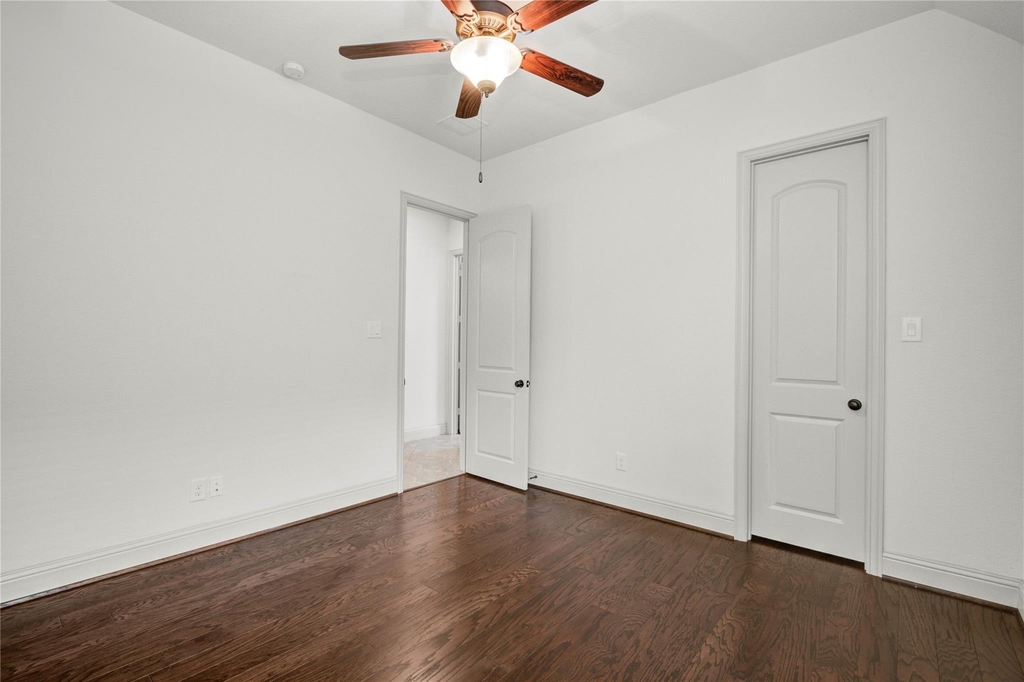 1644 Longwood Glen Lane - Photo 12