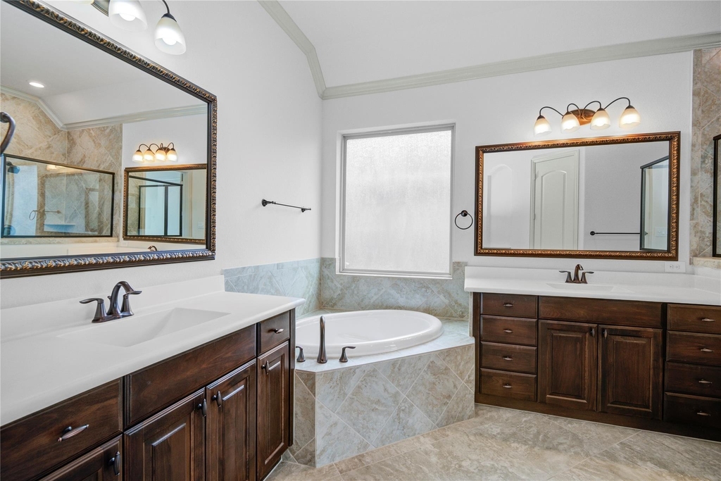 1644 Longwood Glen Lane - Photo 37