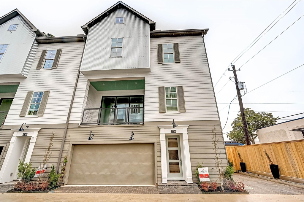 2234 Lou Ellen Lane - Photo 0