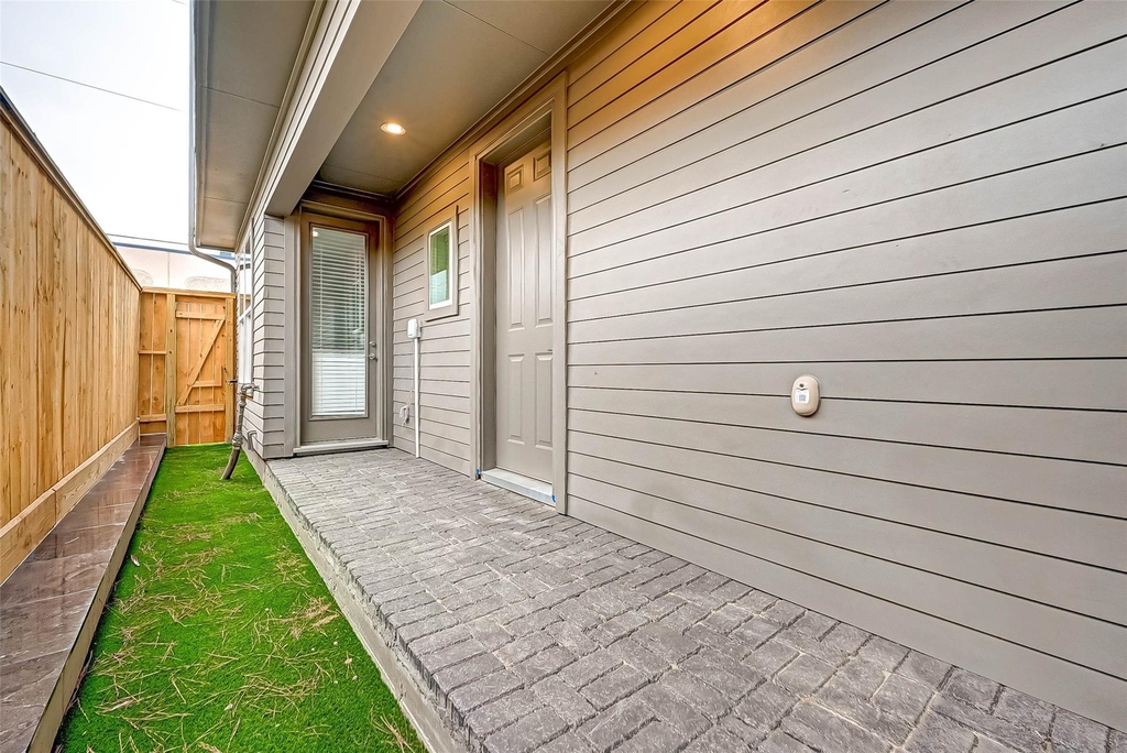 2234 Lou Ellen Lane - Photo 45