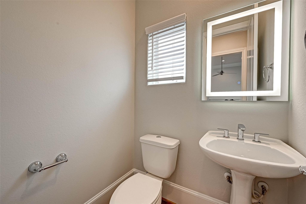 2234 Lou Ellen Lane - Photo 31