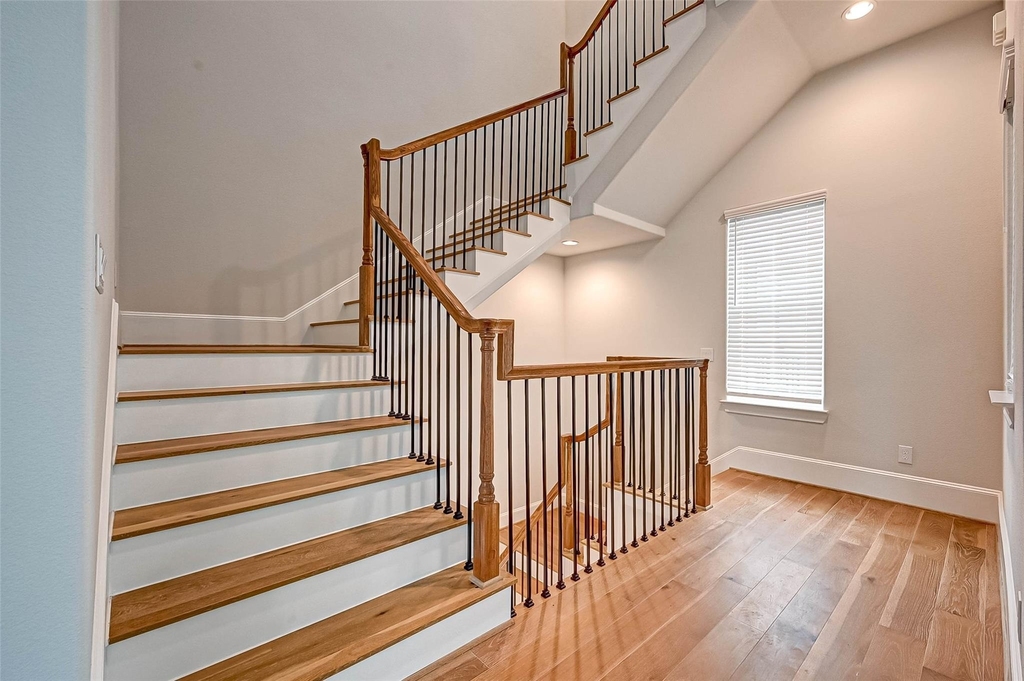 2234 Lou Ellen Lane - Photo 32