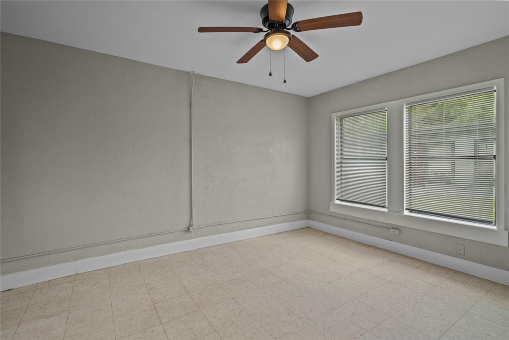 826 3rd Avenue N - Photo 9