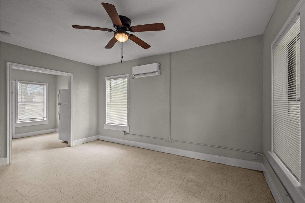 826 3rd Avenue N - Photo 3