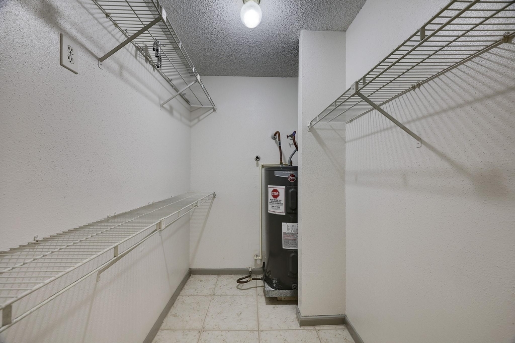 1311 Antoine Drive - Photo 2