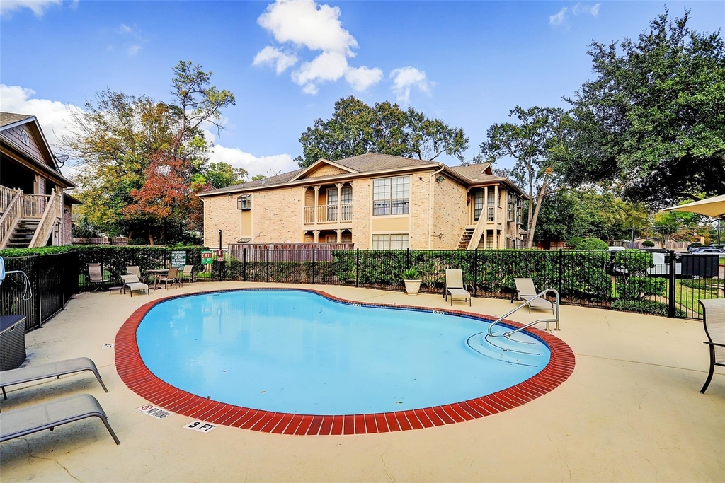 1311 Antoine Drive - Photo 14