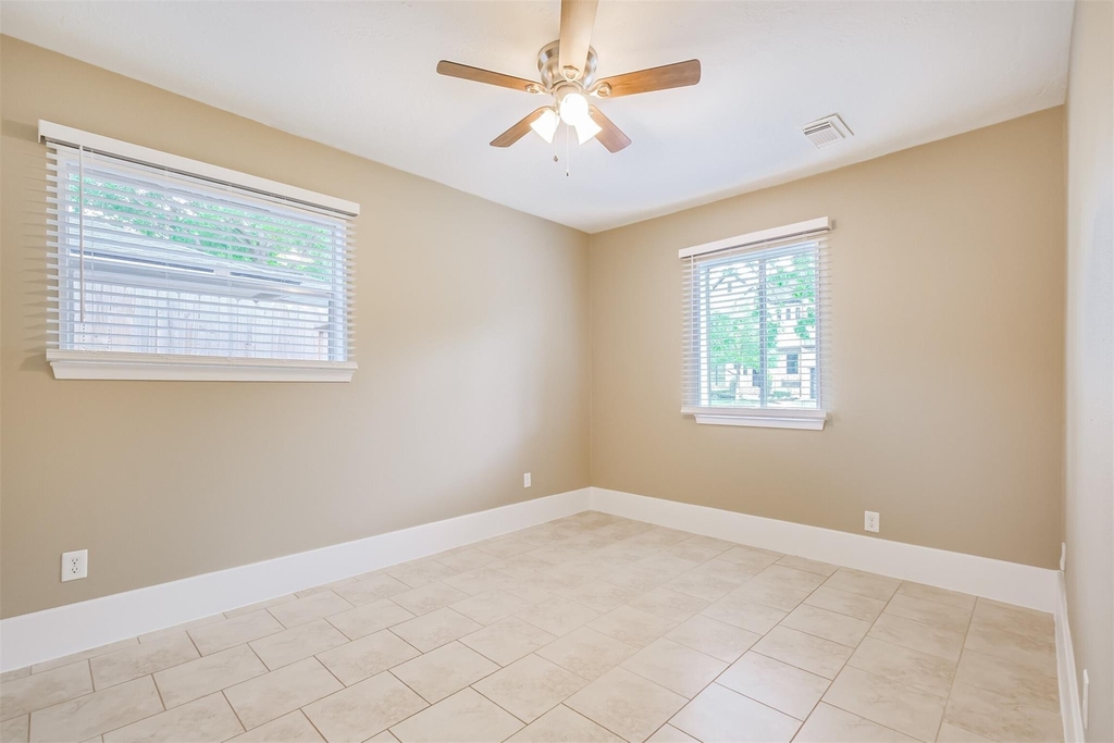4613 Braeburn Drive - Photo 6