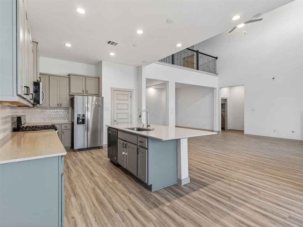 818 Kingwood Drive - Photo 18