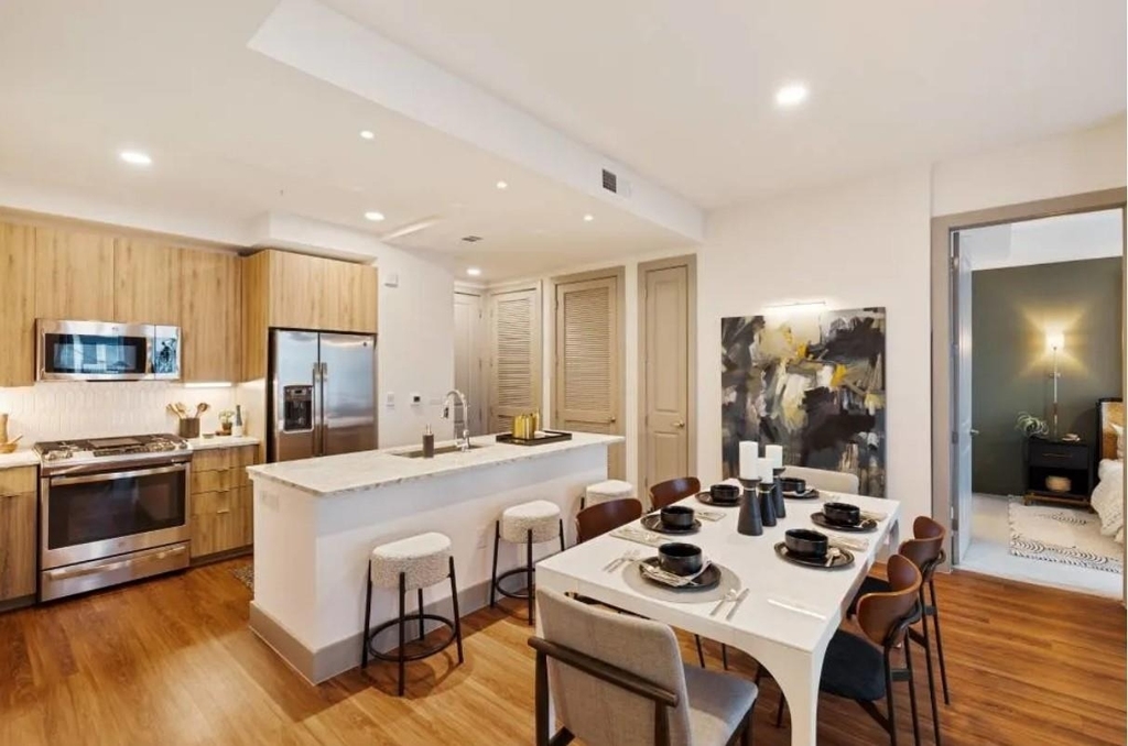 1317 Post Oak Park Drive - Photo 2