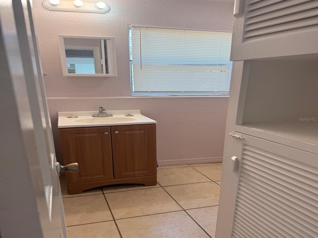 1327 43rd Street S - Photo 7