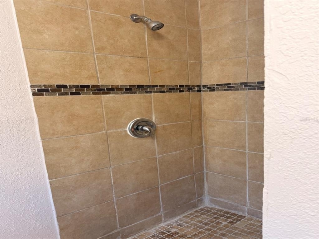 1327 43rd Street S - Photo 8