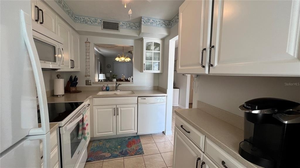 3668 Trophy Boulevard - Photo 12