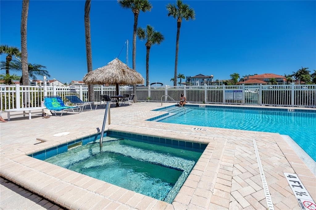 363 Pinellas Bayway S - Photo 34