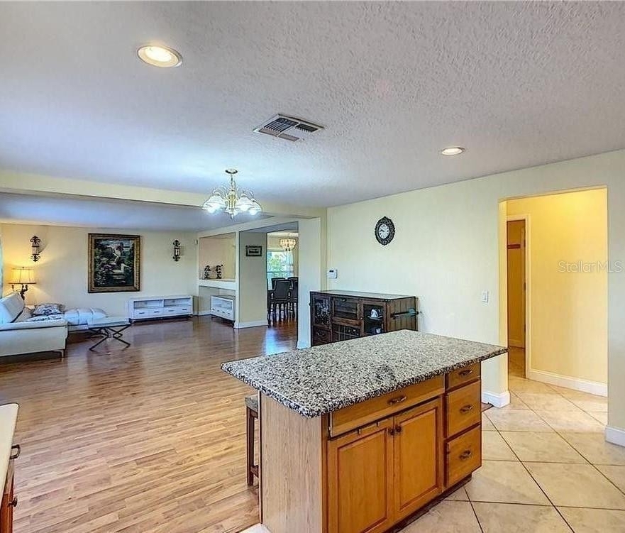 12827 Oulton Circle - Photo 7