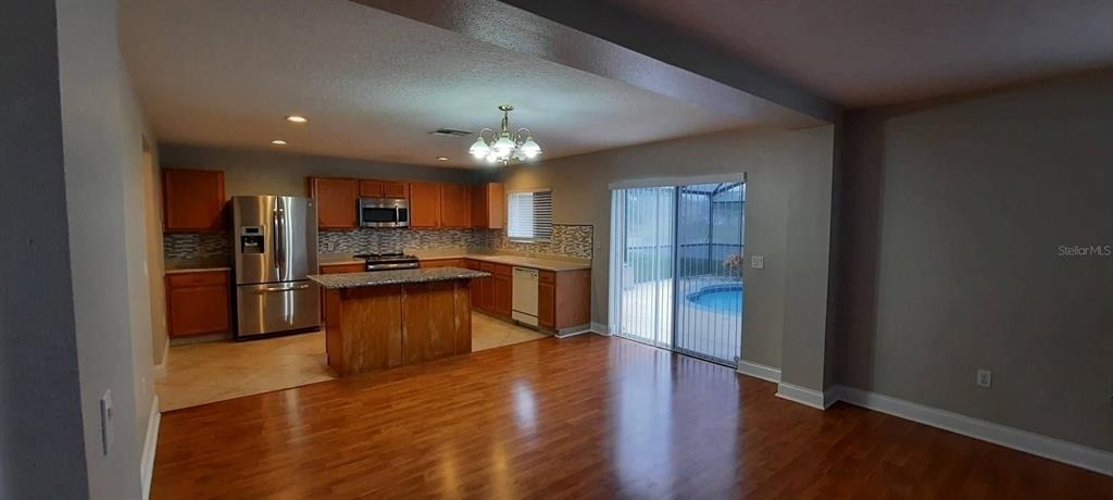 12827 Oulton Circle - Photo 4