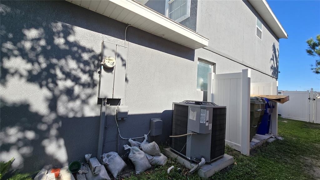 1851 Wimbledon Street - Photo 2