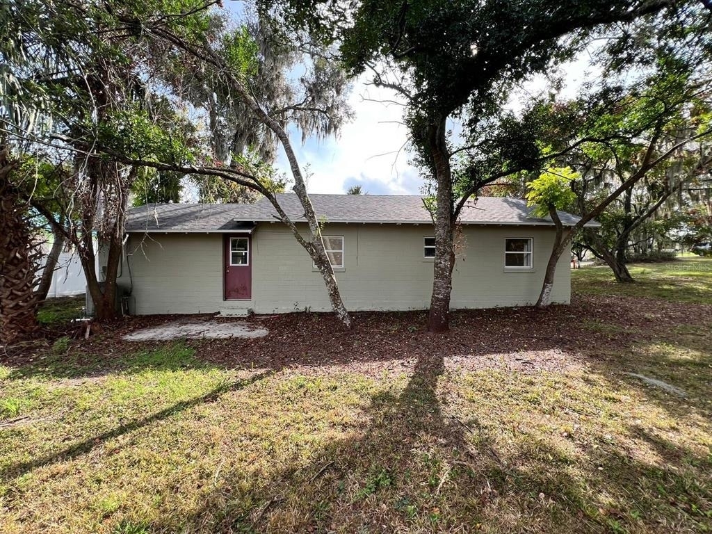 107 Oakland Drive - Photo 1