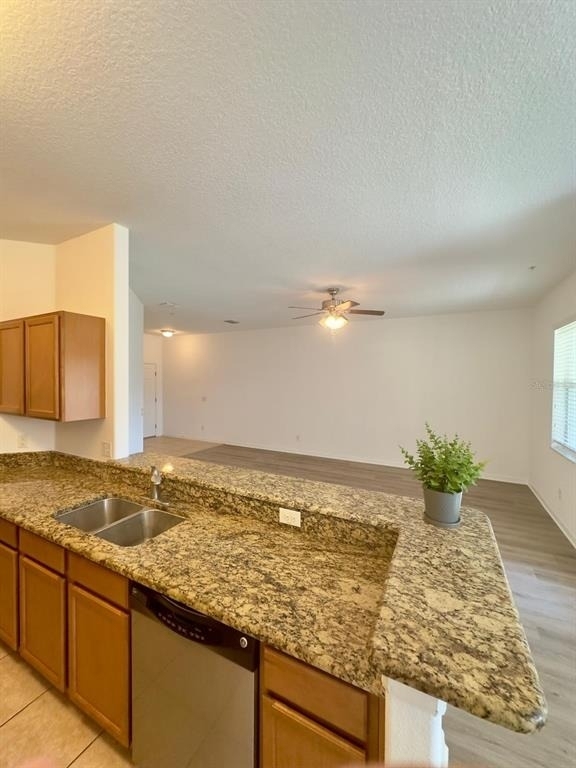 1335 Priory Circle - Photo 3