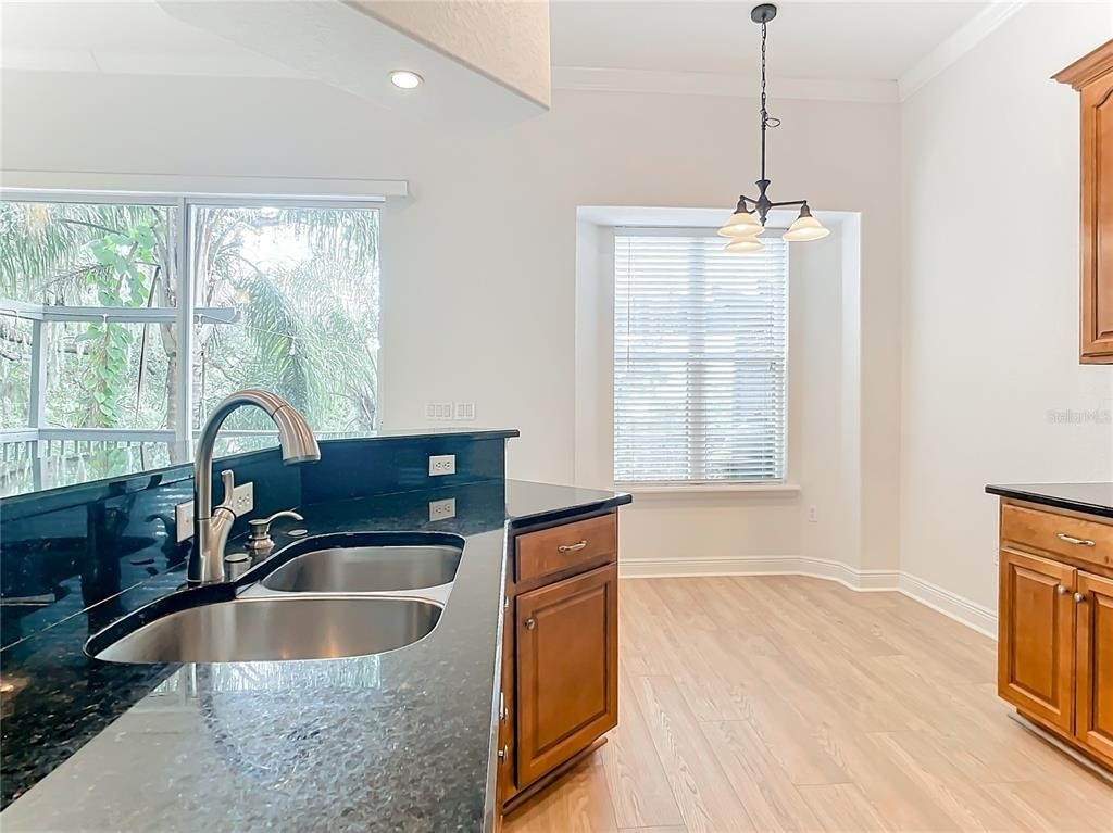 132 Orange Ave - Photo 8