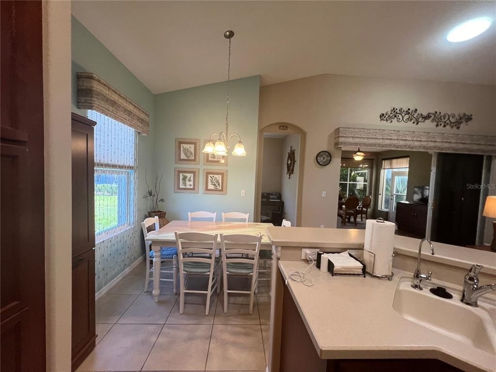 1717 Sunderland Drive - Photo 9