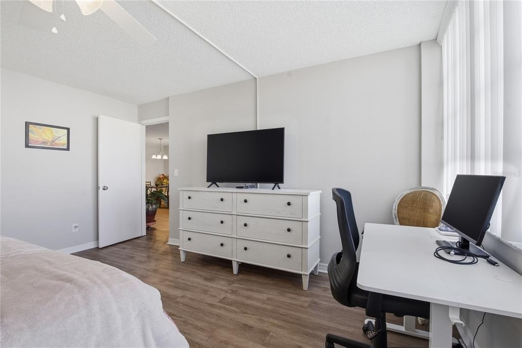 7540 Bay Island Drive S - Photo 23