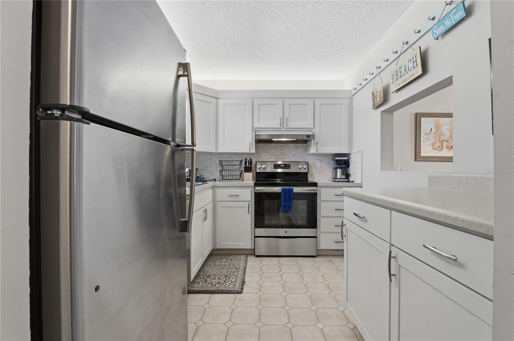 7540 Bay Island Drive S - Photo 10