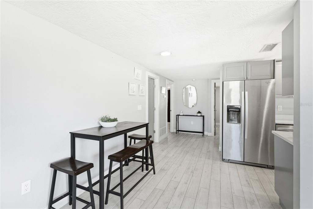 5320 Moeller Avenue - Photo 6