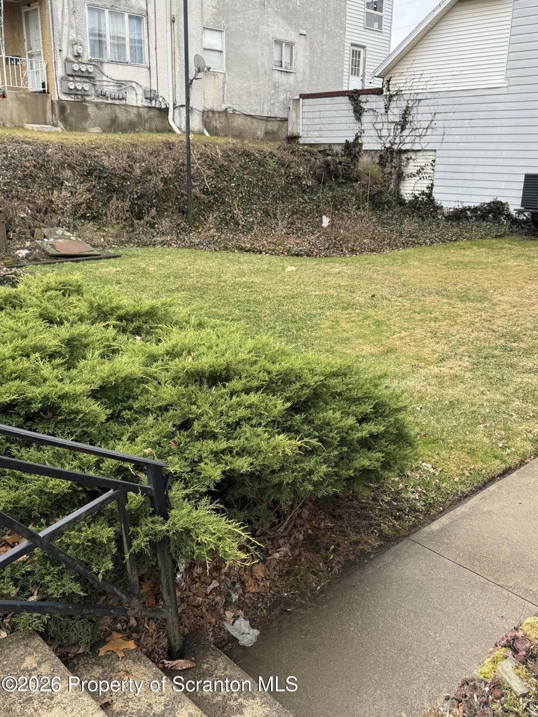 615 3rd Street - Photo 16