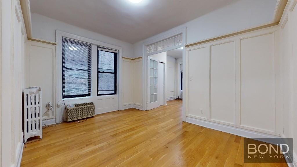 326 East 58th Street - Photo 0