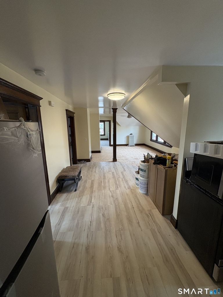 689 Maplewood Avenue - Photo 12