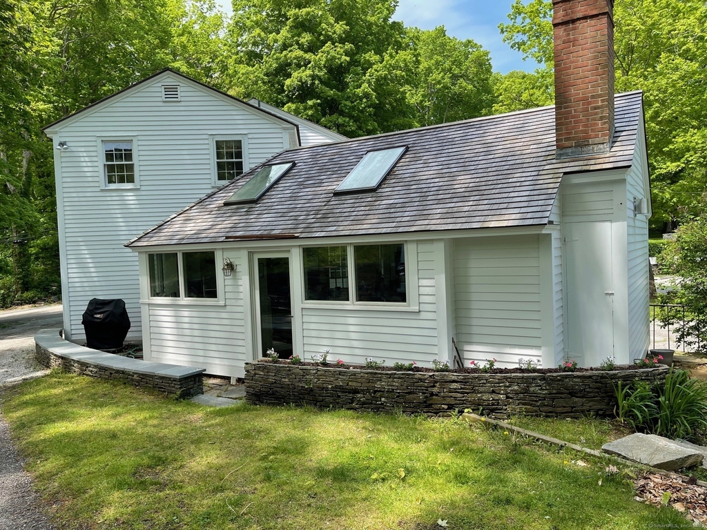 150 Ferry Road - Photo 1
