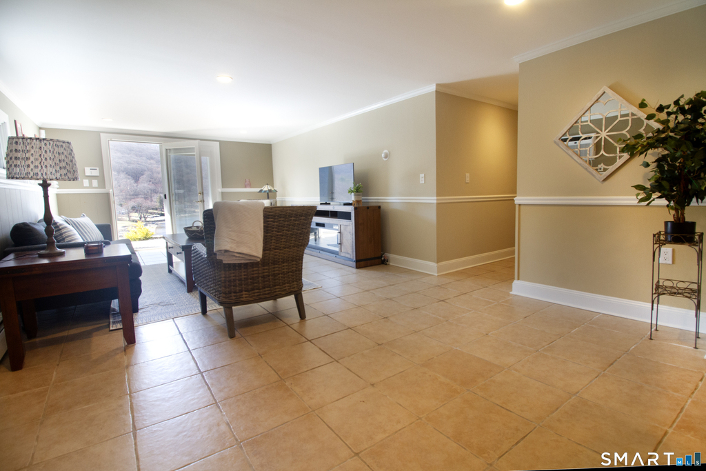 14 Lake Drive - Photo 8