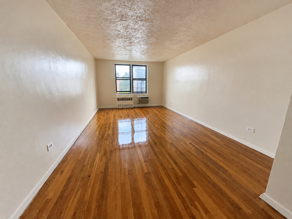 1902 Beverley Road - Photo 1