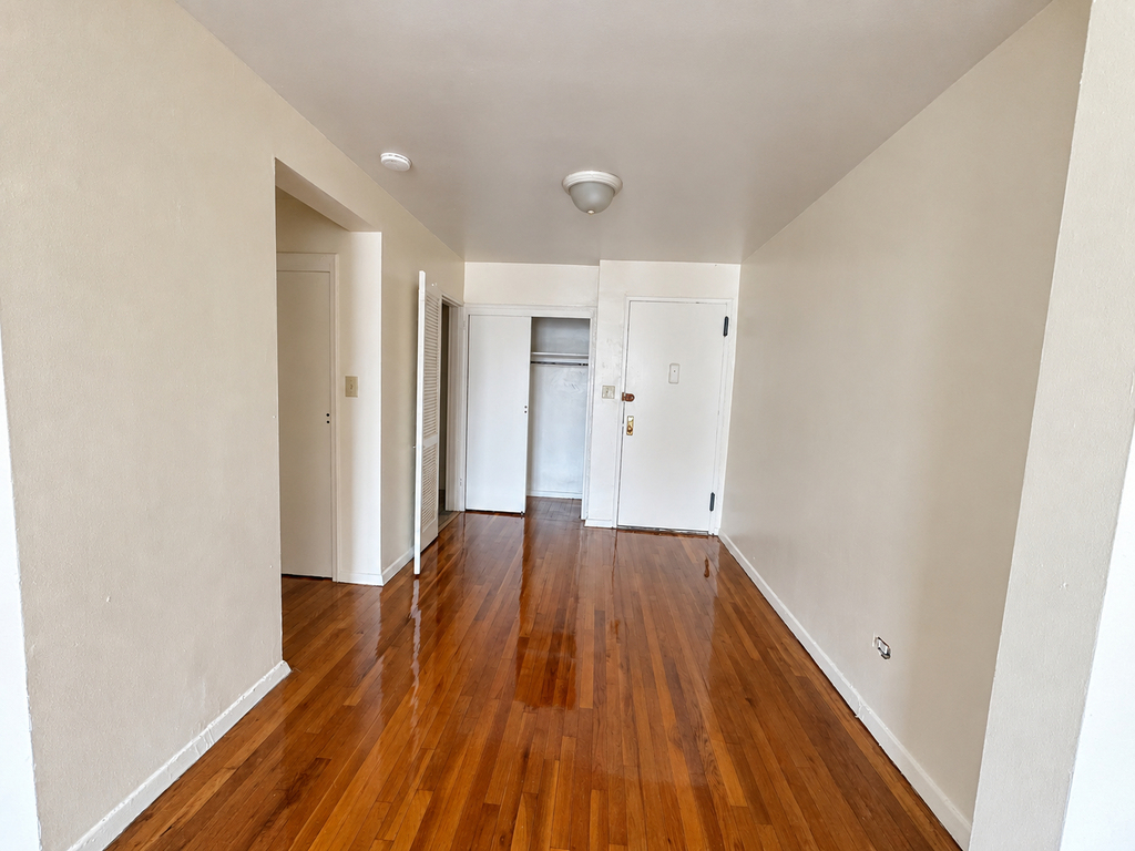 1902 Beverley Road - Photo 7