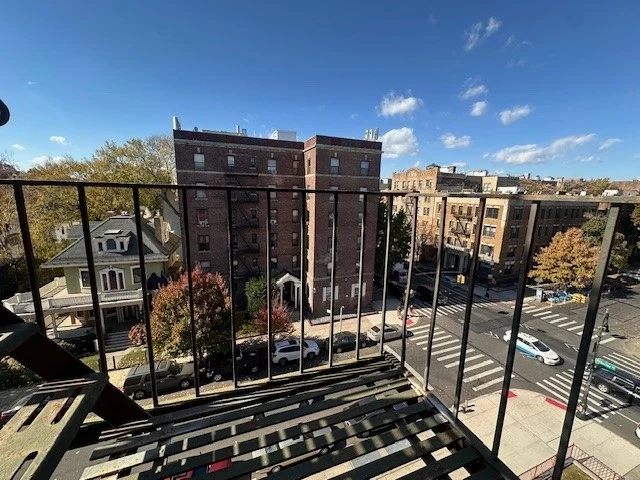 1902 Beverley Road - Photo 6