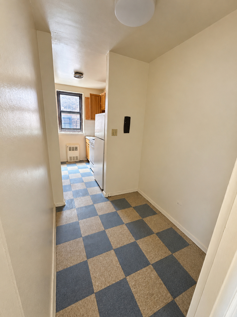 1902 Beverley Road - Photo 3