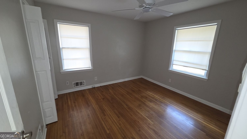 136 Hillsdale Drive Se - Photo 11