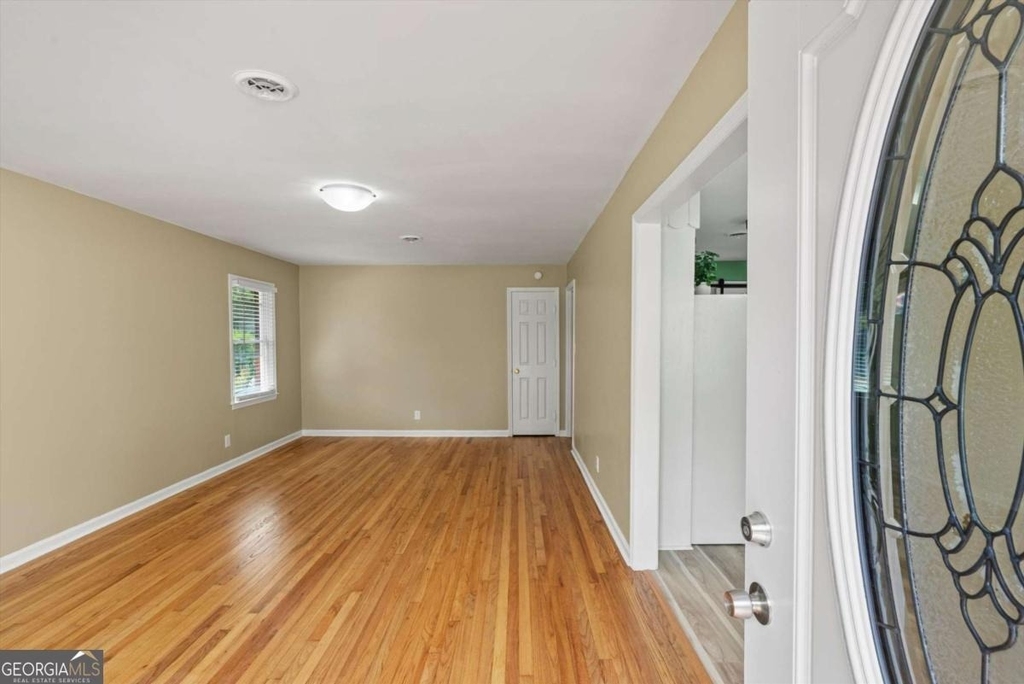 628 S Evelyn Place Nw - Photo 2
