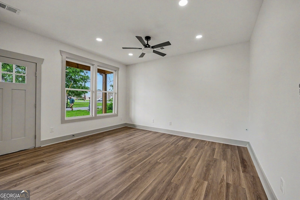3 Forsyth Street Ne - Photo 6