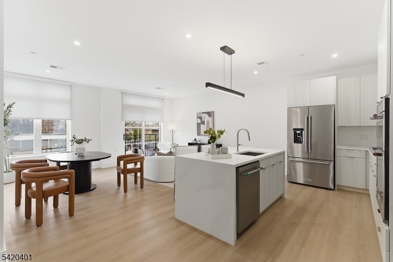 423 South Avenue West - Photo 5