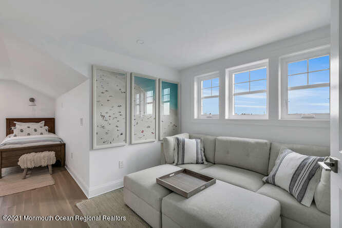 916 Ocean Avenue - Photo 36