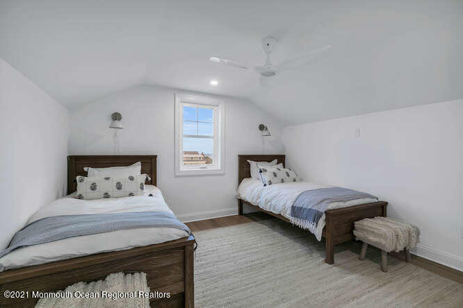 916 Ocean Avenue - Photo 37
