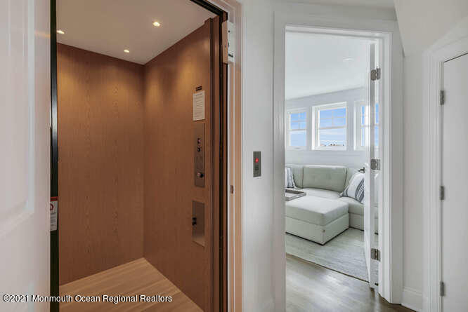 916 Ocean Avenue - Photo 40