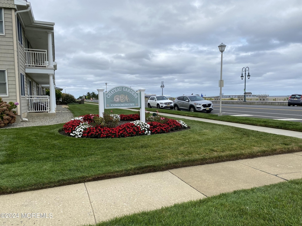 205 Ocean Avenue - Photo 10