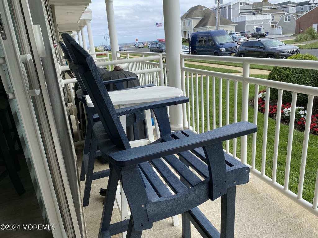 205 Ocean Avenue - Photo 3