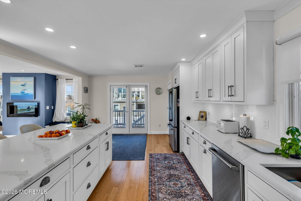 550 Whiting Avenue - Photo 27