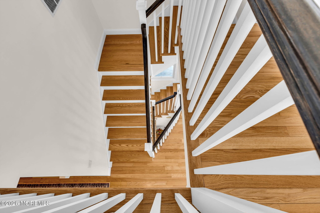 550 Whiting Avenue - Photo 33